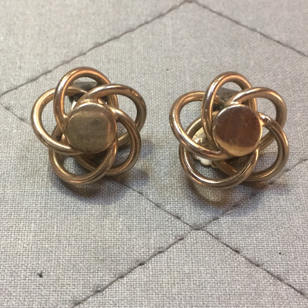1950s Gold Vintage Clip-on Earrings